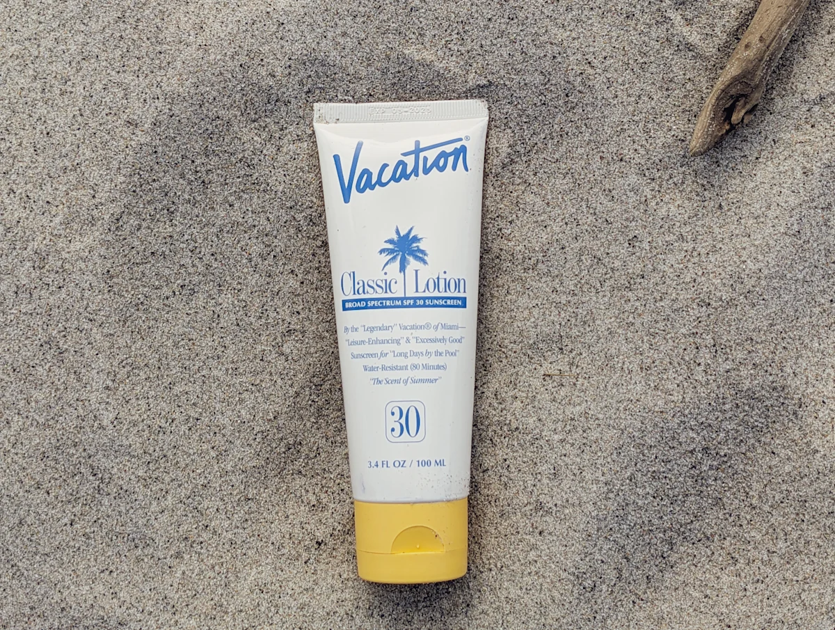 clean-sunscreens-update-vacation-classic