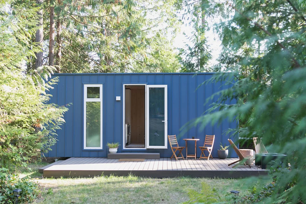 Canadian Company Aux Box Creates Prefab Studio Escapes