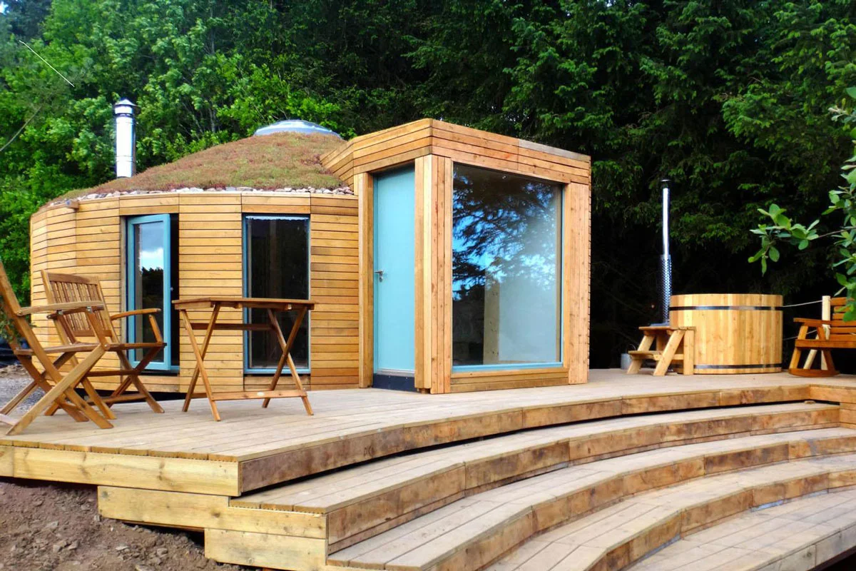 scotland-glamping-loch-ken-exterior