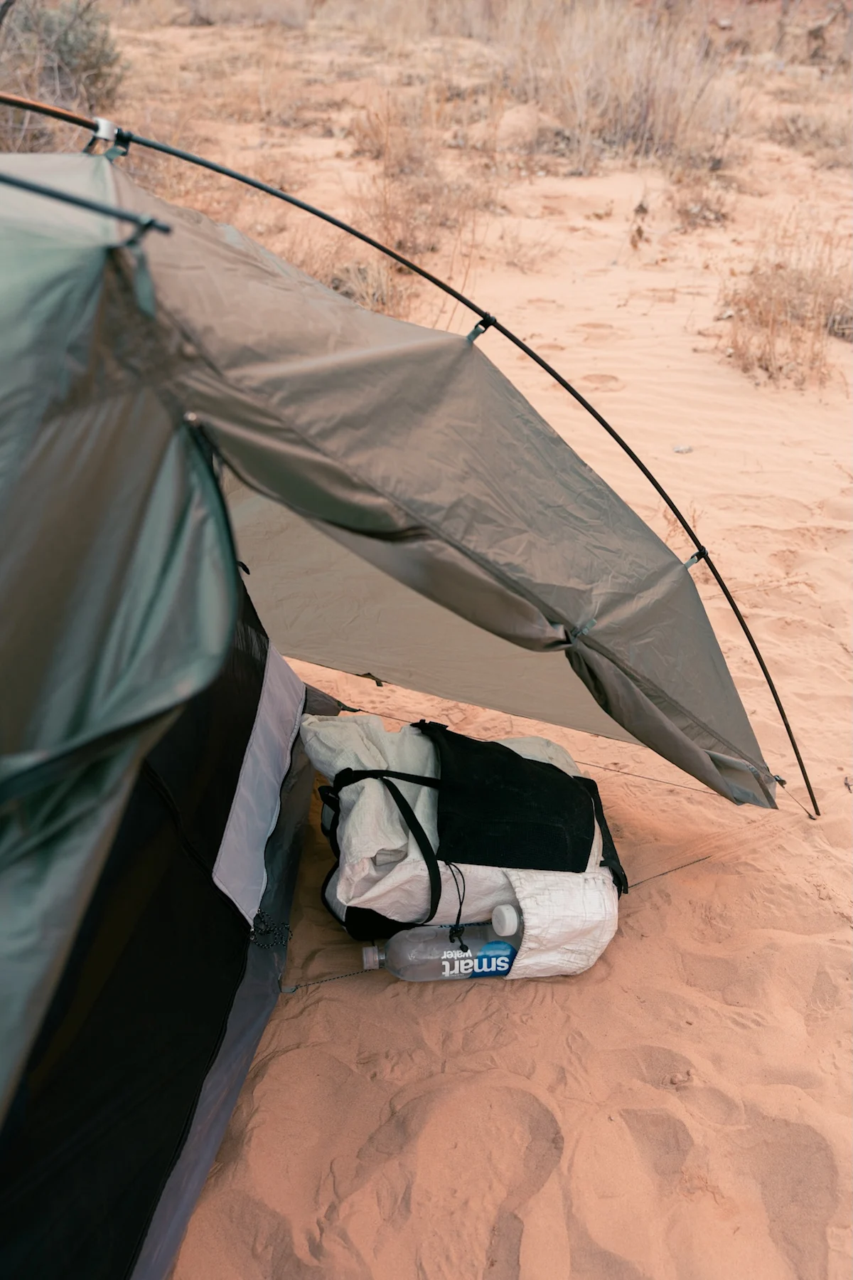 Durston-X-Dome-1+-Review-vestibule-with-gear-vertical