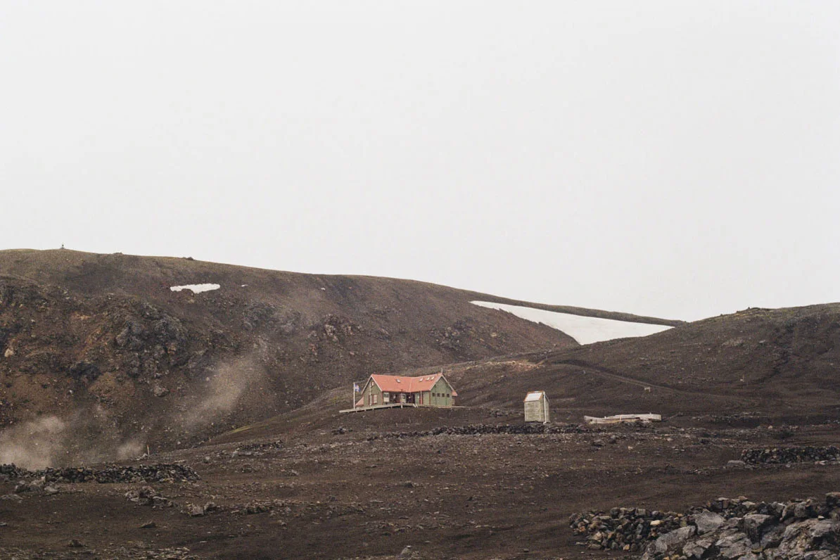 alex-eaton-laugavegur-trail-iceland-hut