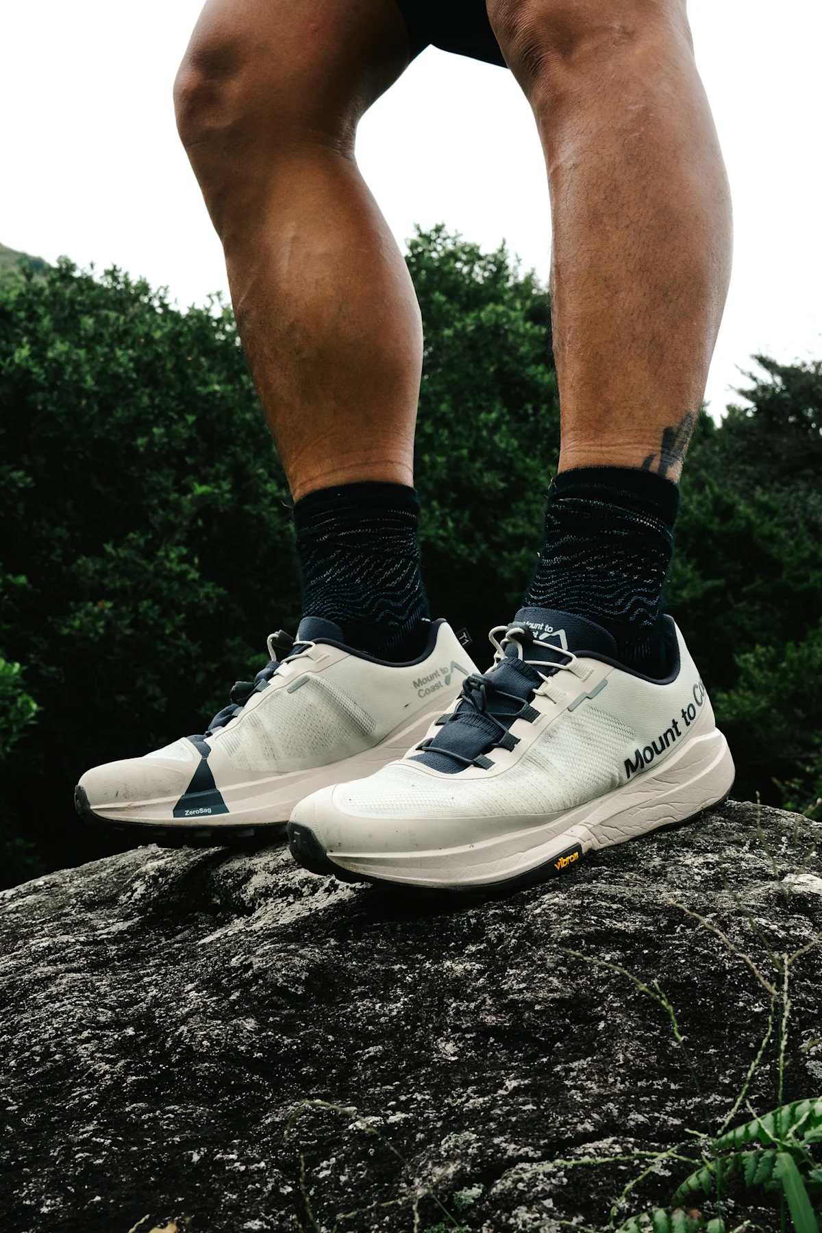 MTC-trail-runner-rock