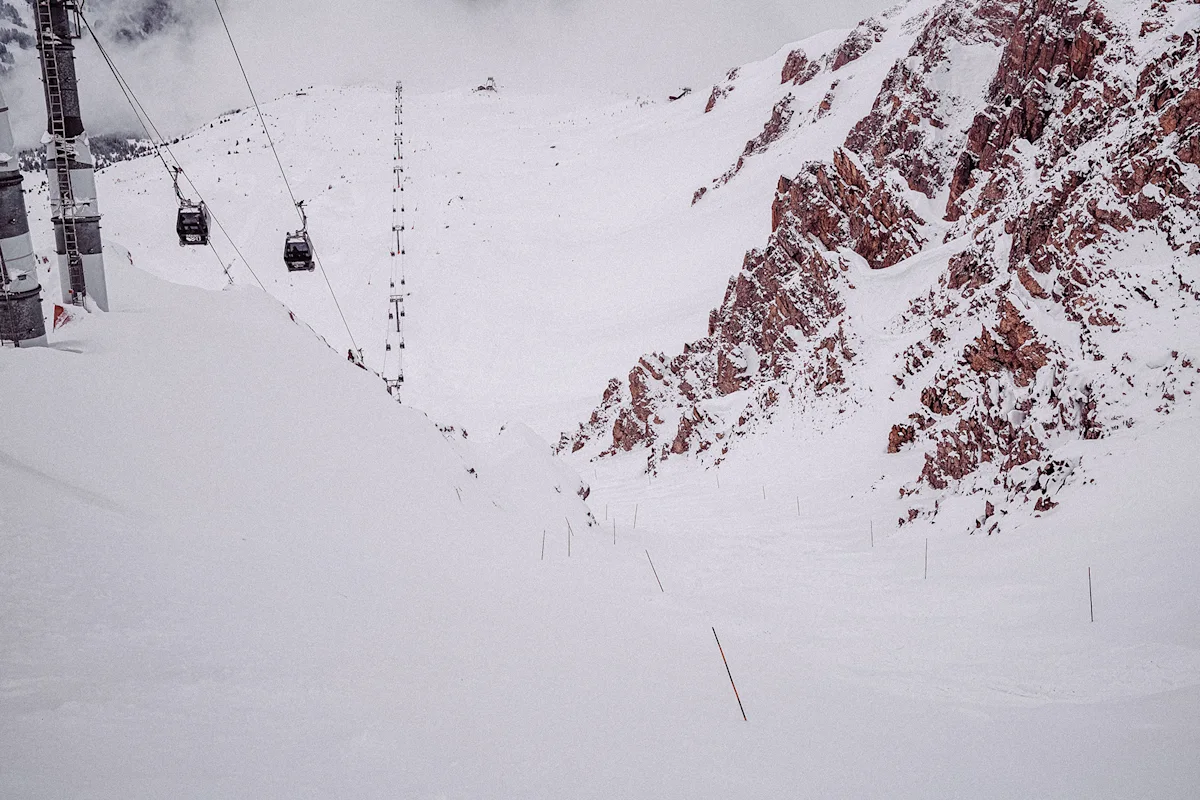 brent-rose-les-3-vallees-couloir-tournier-aerial