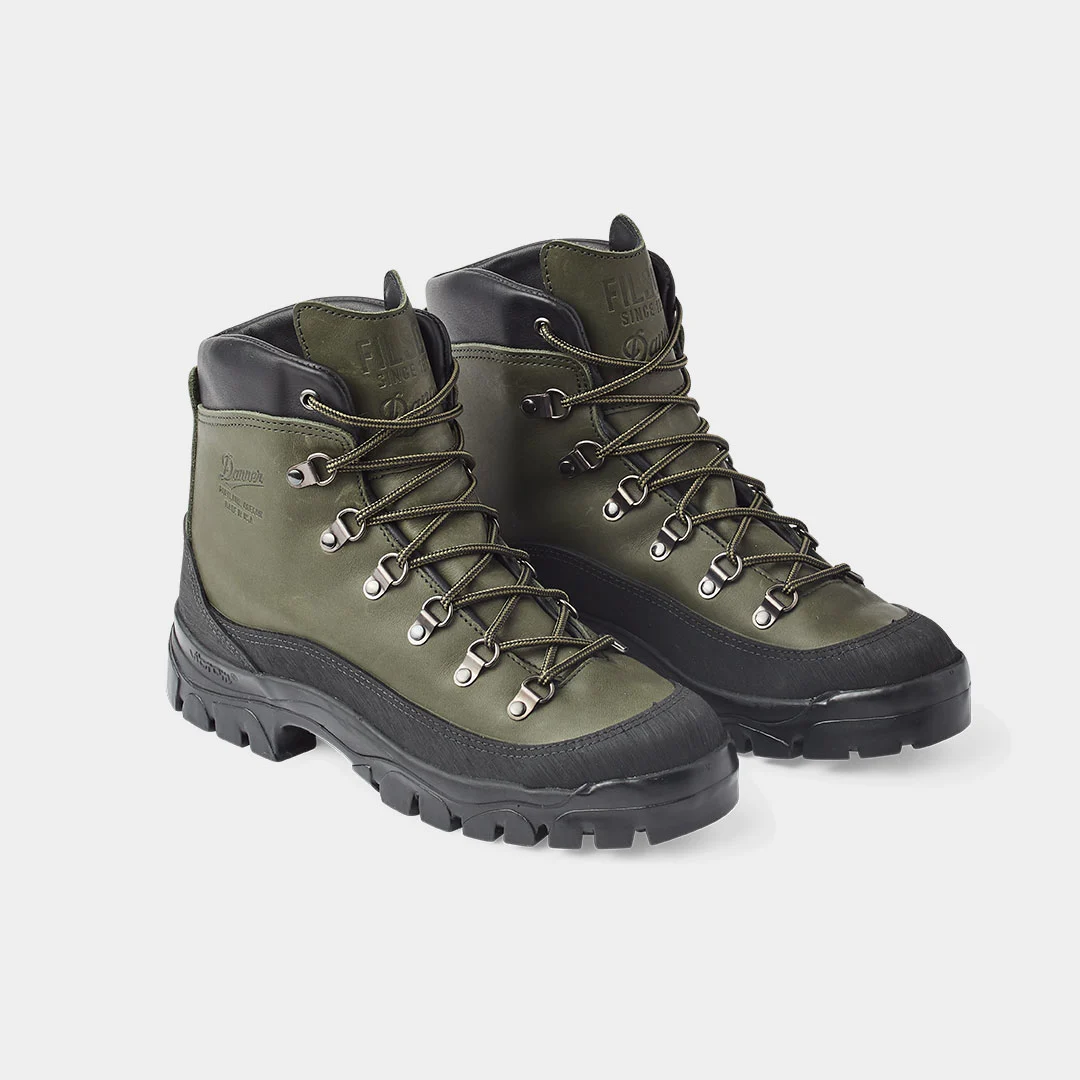 Danner-x-Filson-Combat-Hiker-FieldMag-1