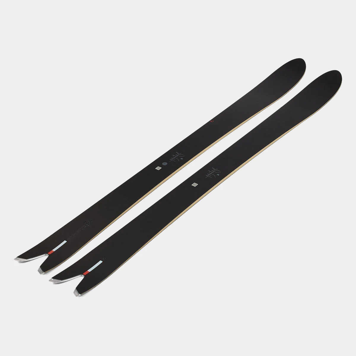 gifts-for-skiers-season-forma
