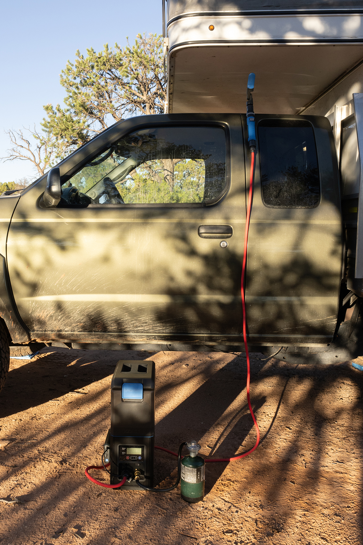 Joolca HOTTAP Go Review: The Most Portable Camp Shower for Dirty Adventures