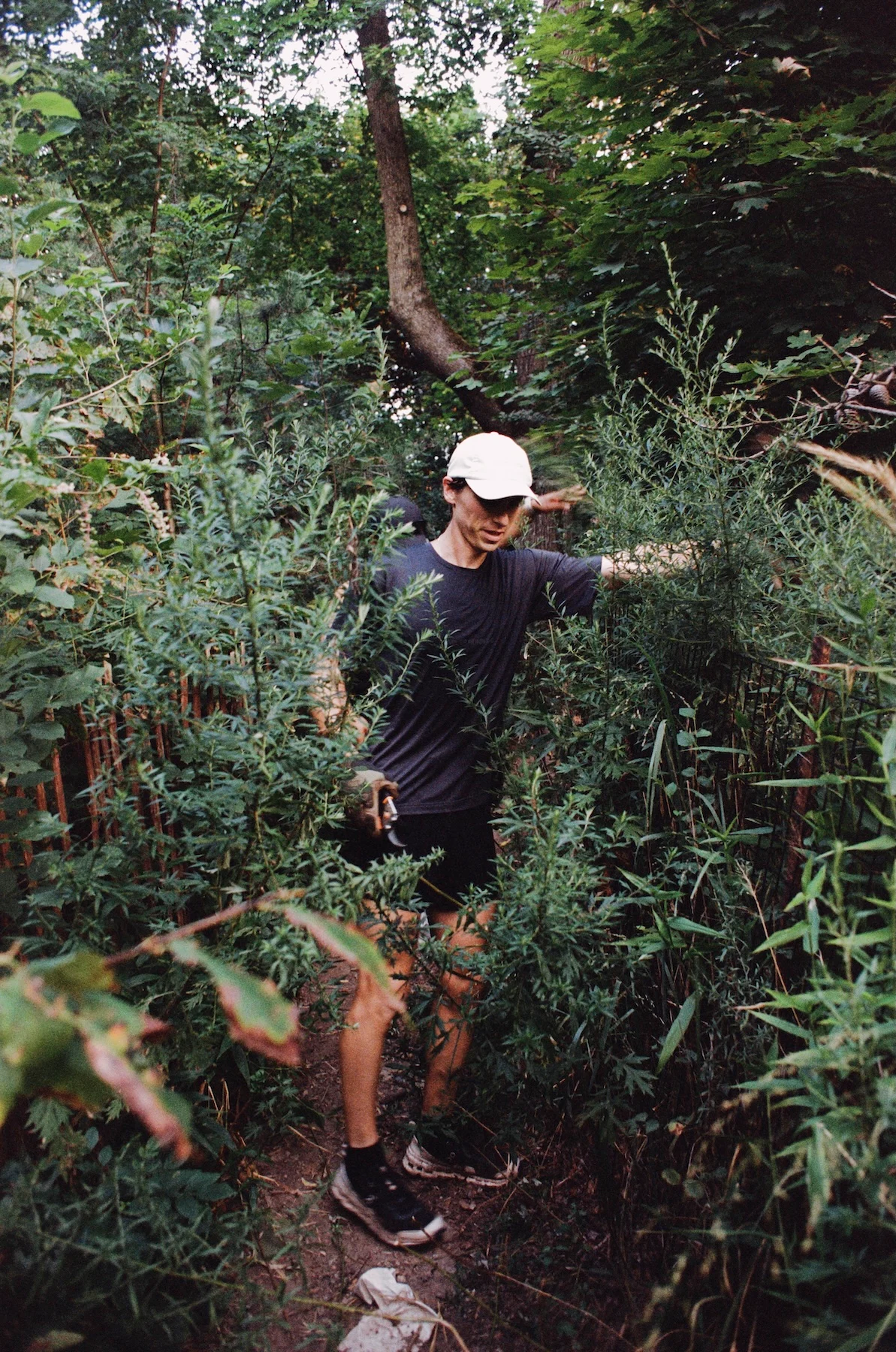 miler-running-dirt-city-recap-morrow-clearing-trail-vertical