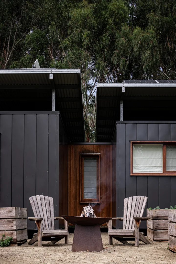 eco-containers-australia-shelter-streaming-smoke