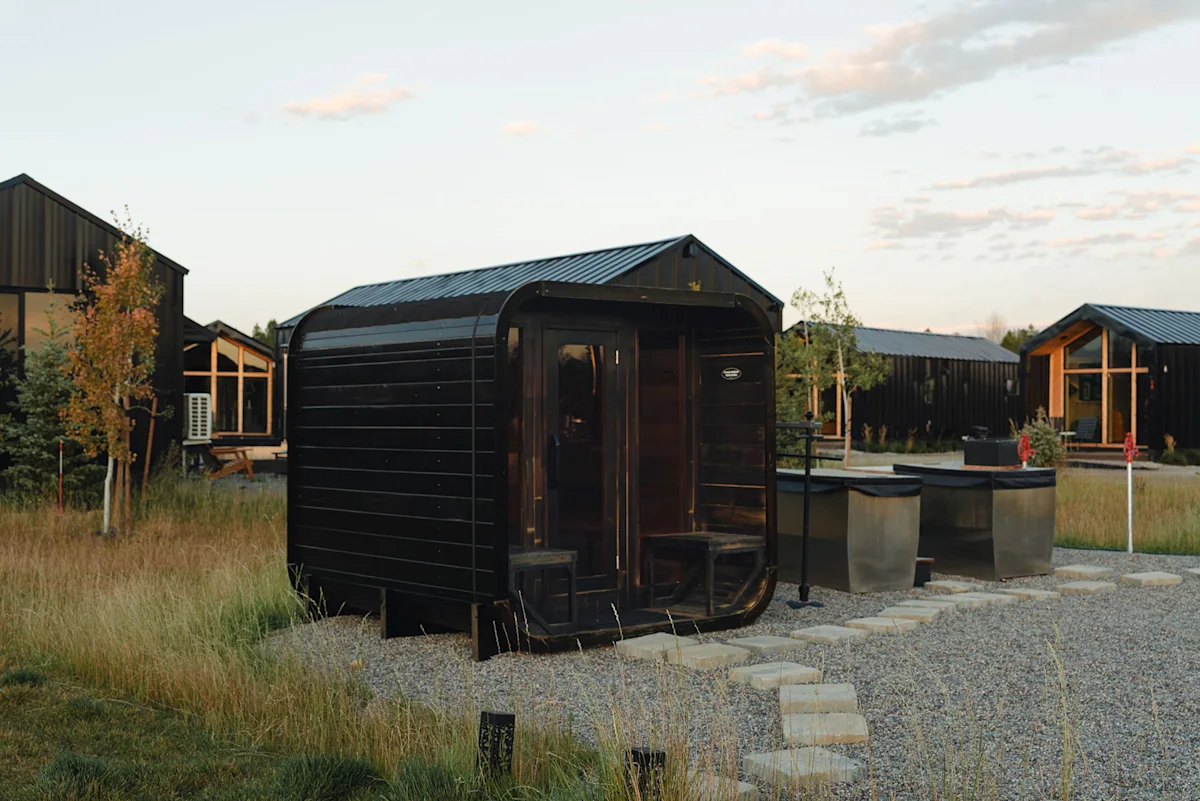 Yellowstone-Peaks-Hotel-Review-Danielle-Vilaplana-sauna