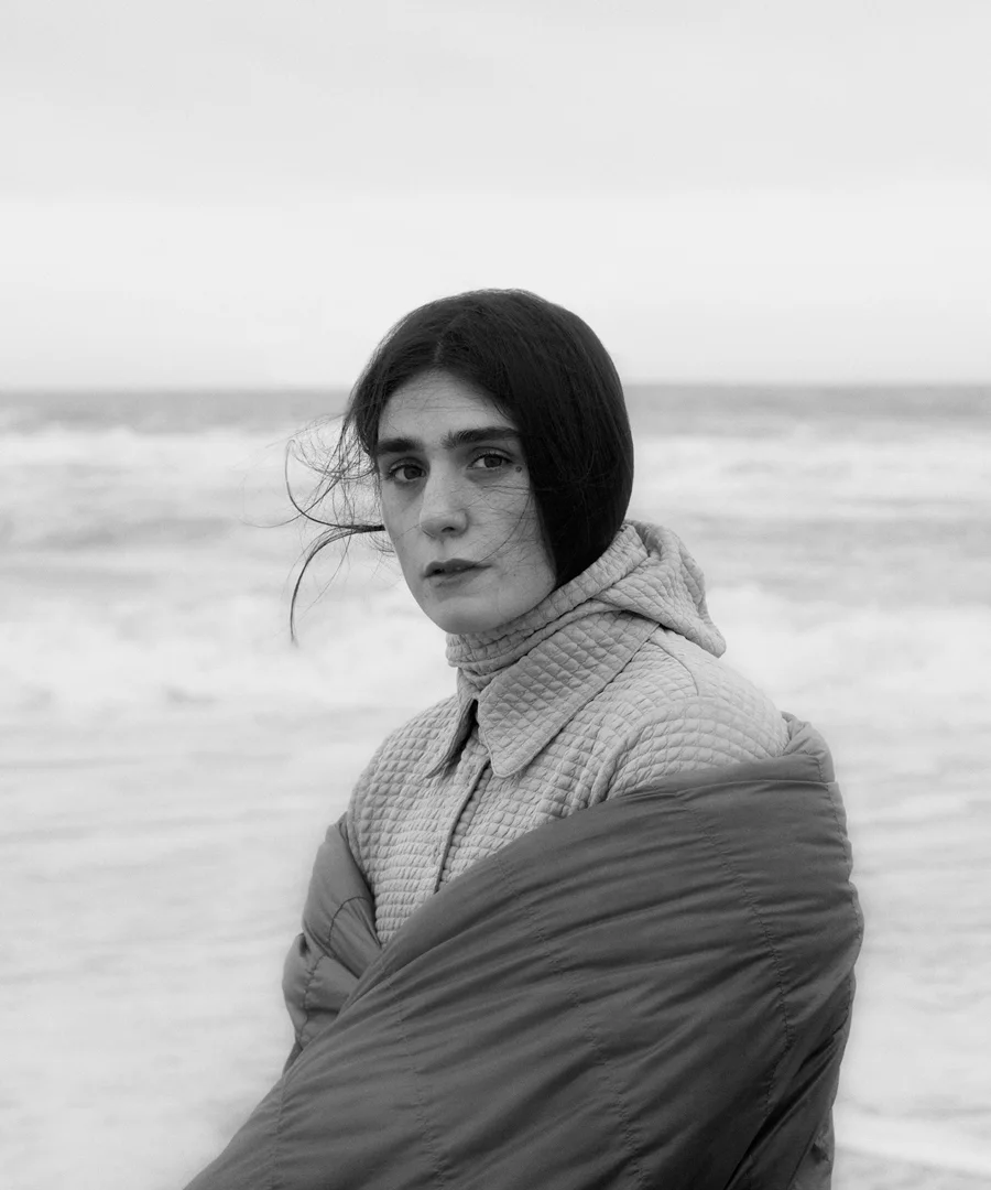 hikerkind-capsule-collection-01-beach-closeup