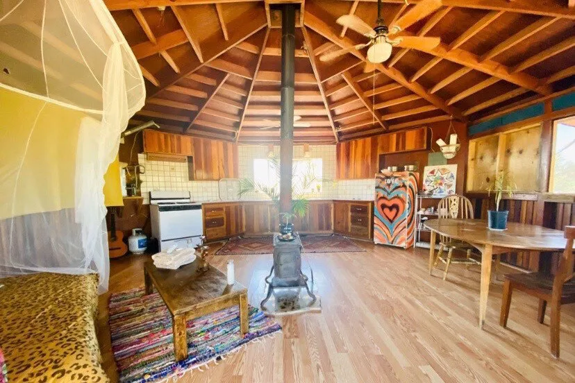 arizona-glamping-peaceful-yurt