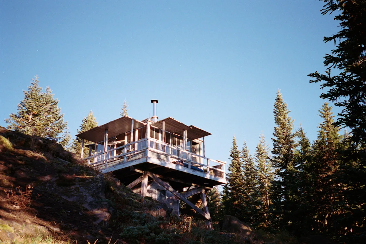25-devils-peak-lookout-sunrise