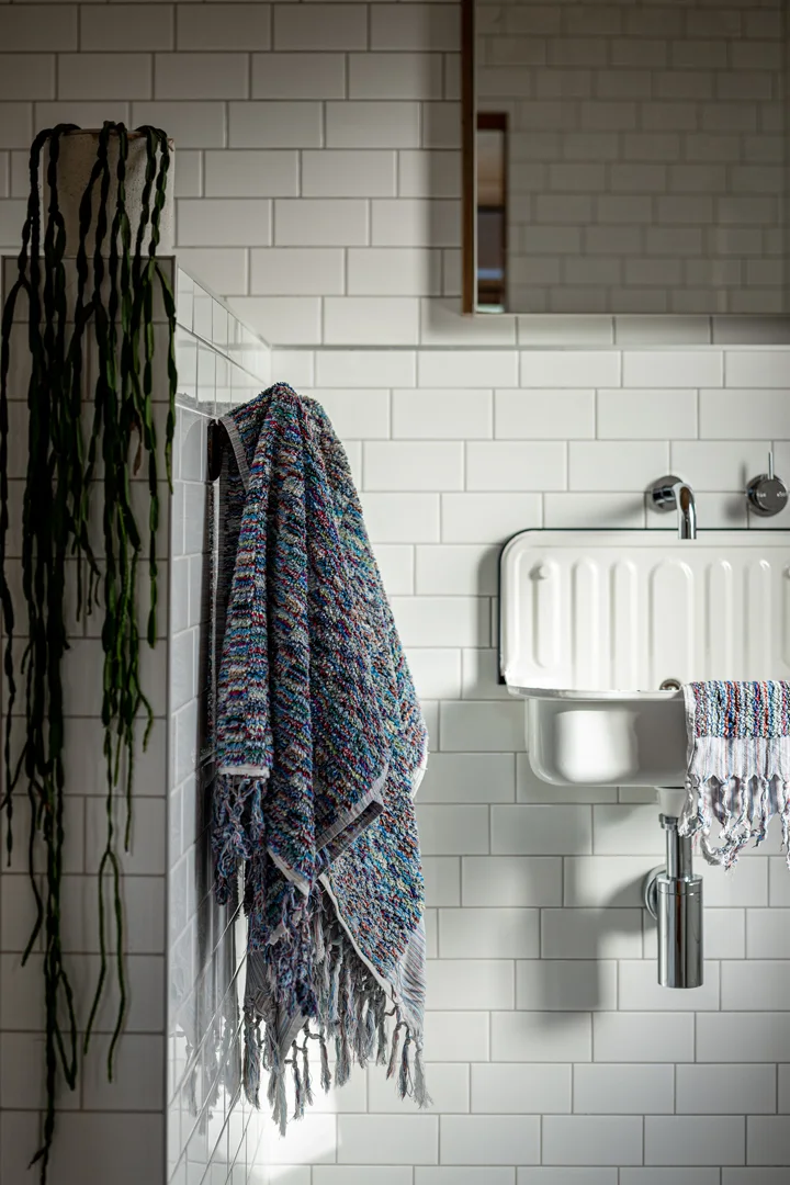 eco-containers-australia-shelter-streaming-sink