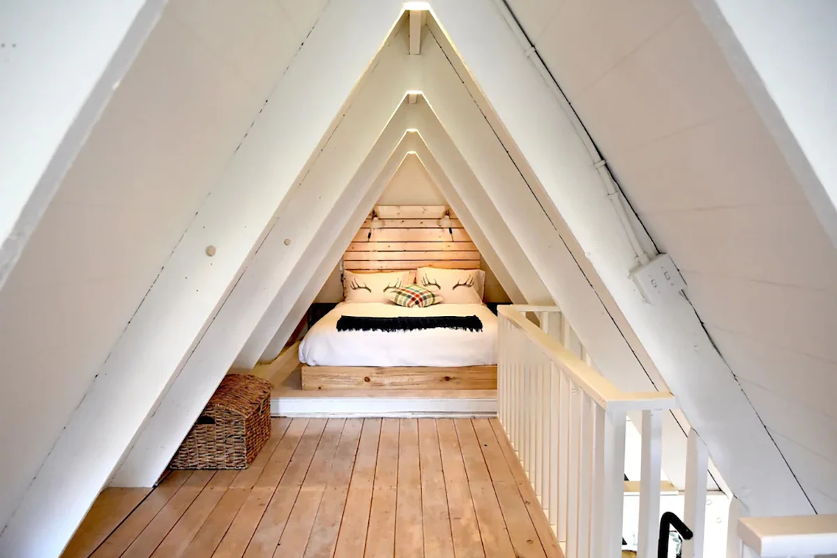alberta-cabin-rentals-cozy-aframe-sylvan-lake