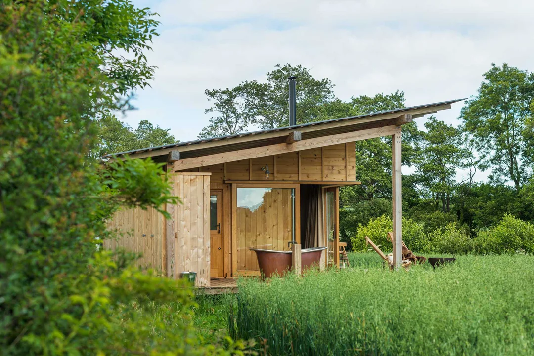 Holly-Water-Cabin-Devon-Out-of-the-Valley-9