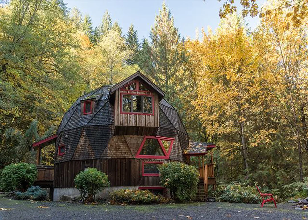MtHood-Cabin-Rentals-Welches-Cedar-Creek-Cabin-Exterior