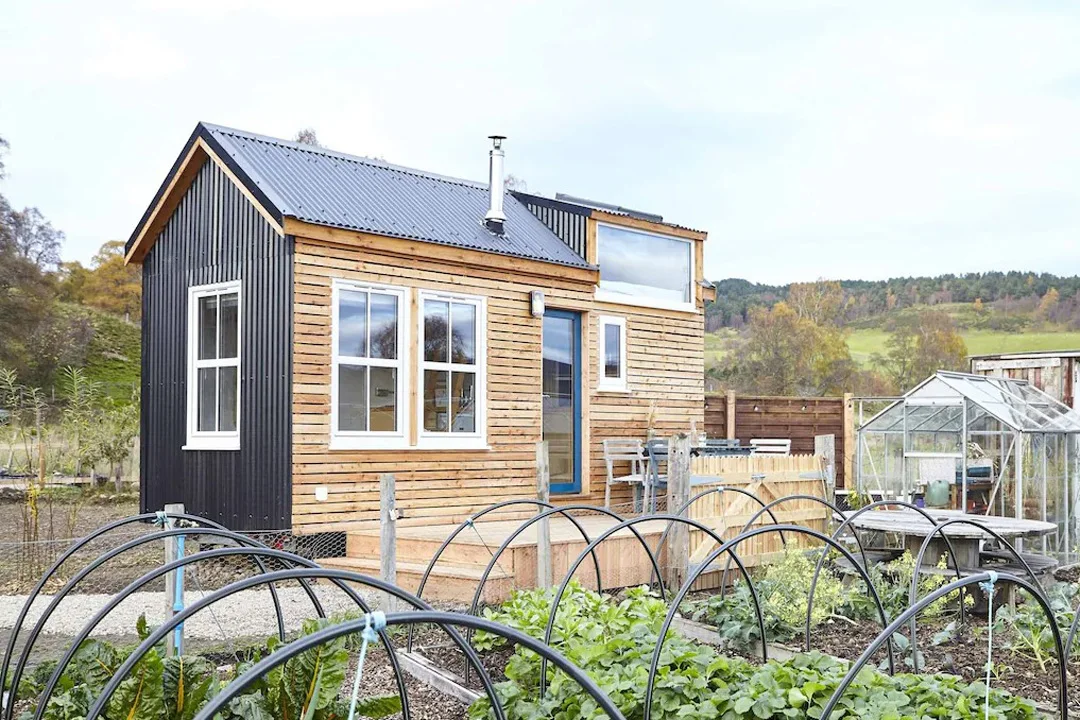 unique-tiny-house-ballater-scotland