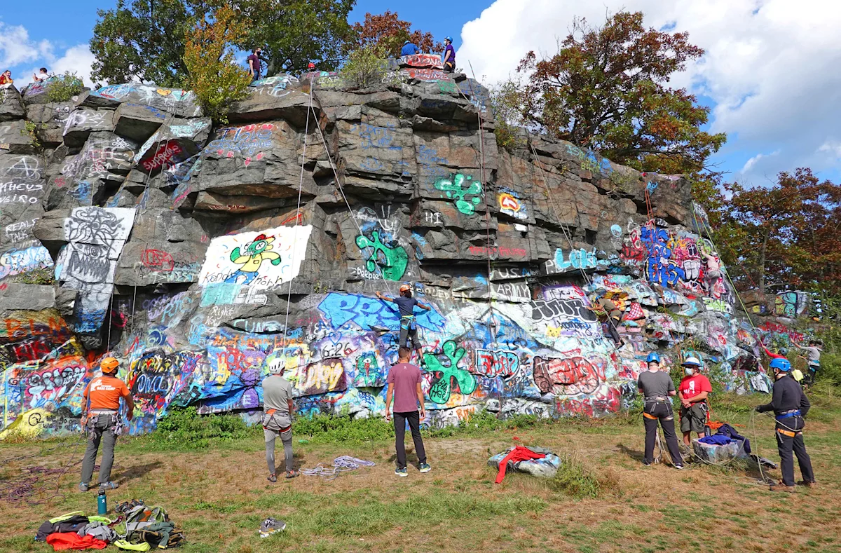 quincy-quarries-boston-climbing-joe-wall
