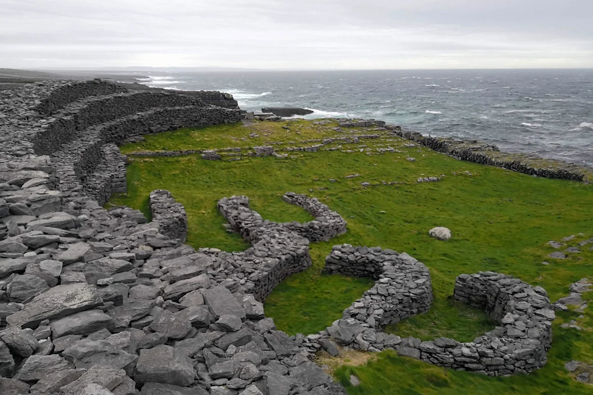cian-byrne-dry-stone-walls-8