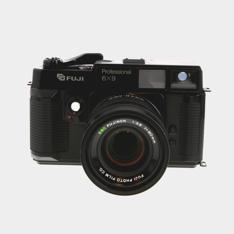 Beginner medium store format film camera