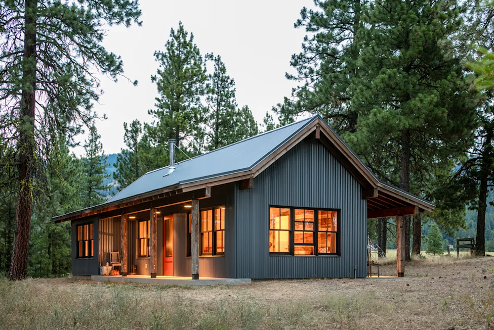Mixing New and Old, a Pair of Cabins Achieve Rustic Harmony