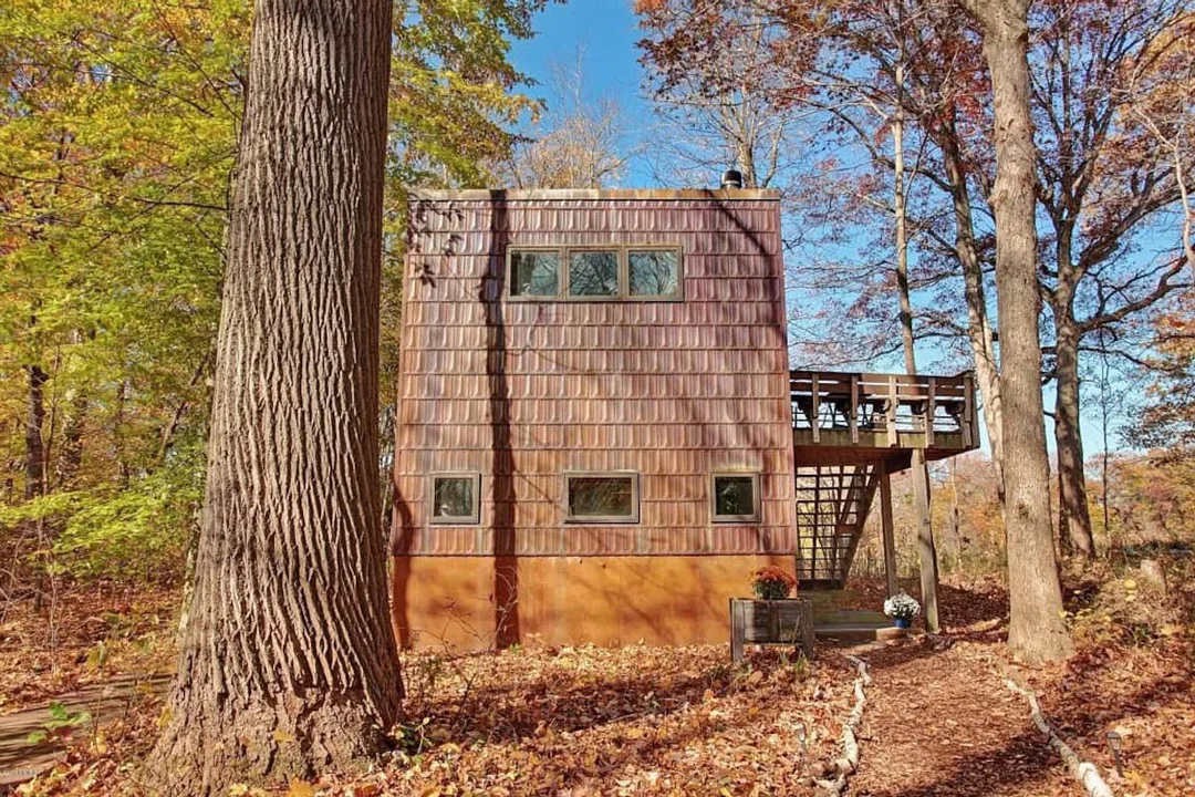 natures-resting-place-cabin-michigan-city-indiana