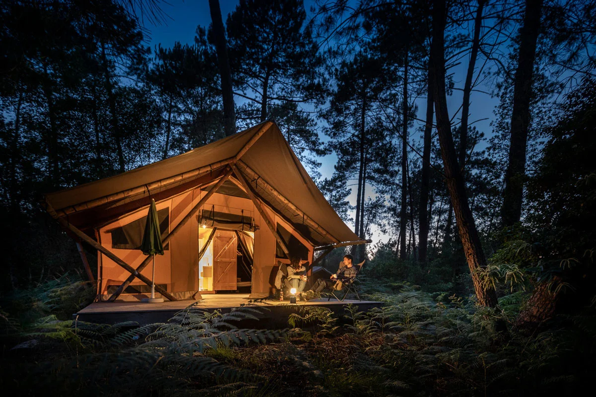 glamping-new-hampshire-huttopia-trappeur