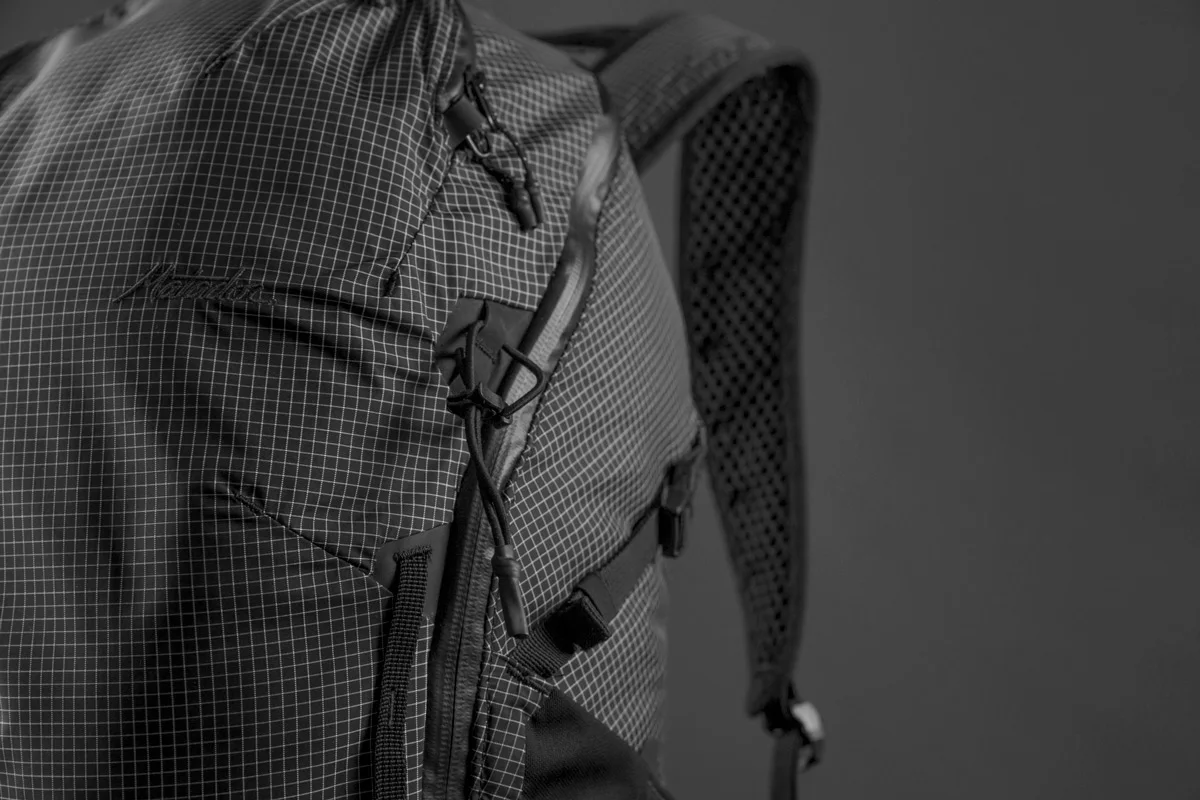 matador-beast28-helium-detail--zipper