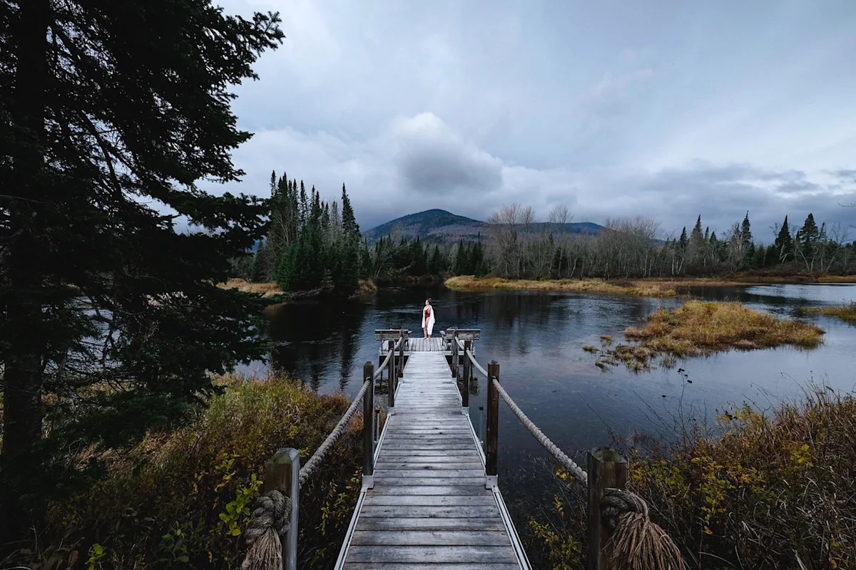 farouche-cabin-review-bridge