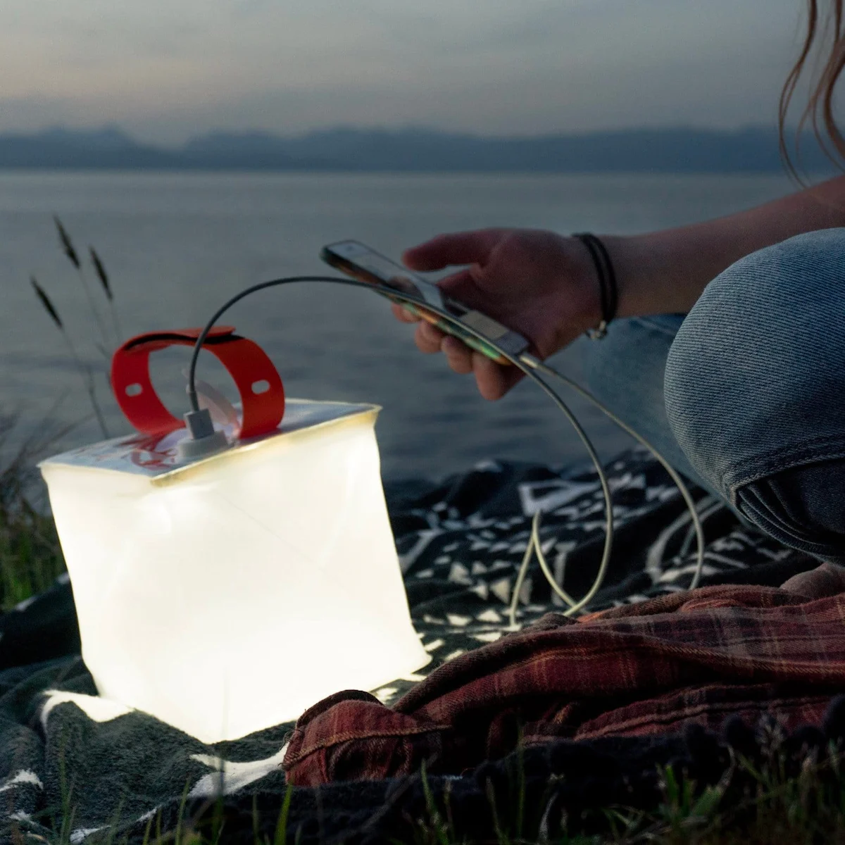camping-lanterns-lumaid-packlite