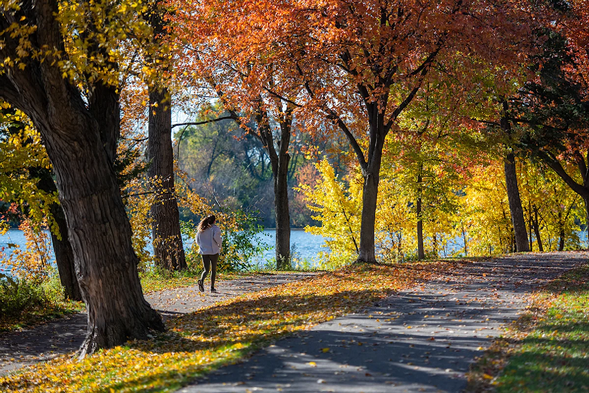 urban-hikes-grand-rounds-minneapolis