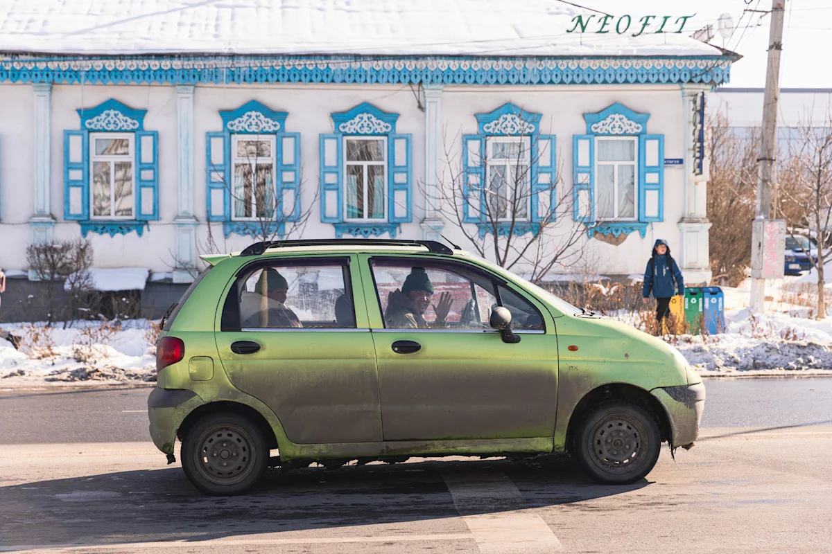 joey-sackett-kyrgyzstan-ski-guide-town