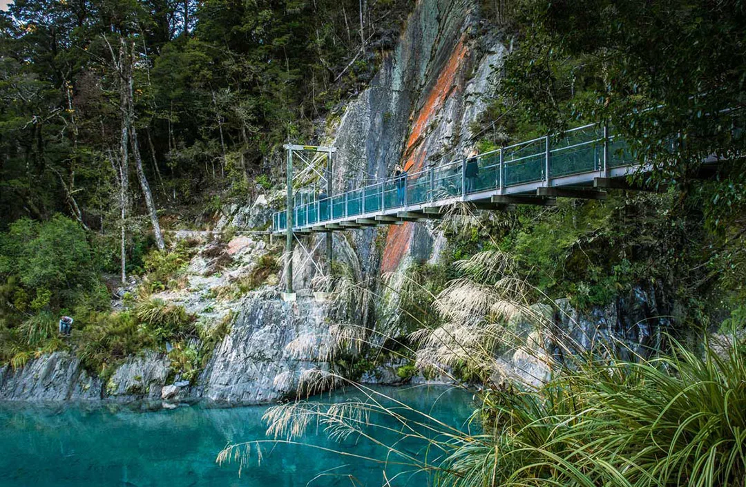 Makarora-Lodge-NZ-A-Frame-Field-Mag-blue-pool