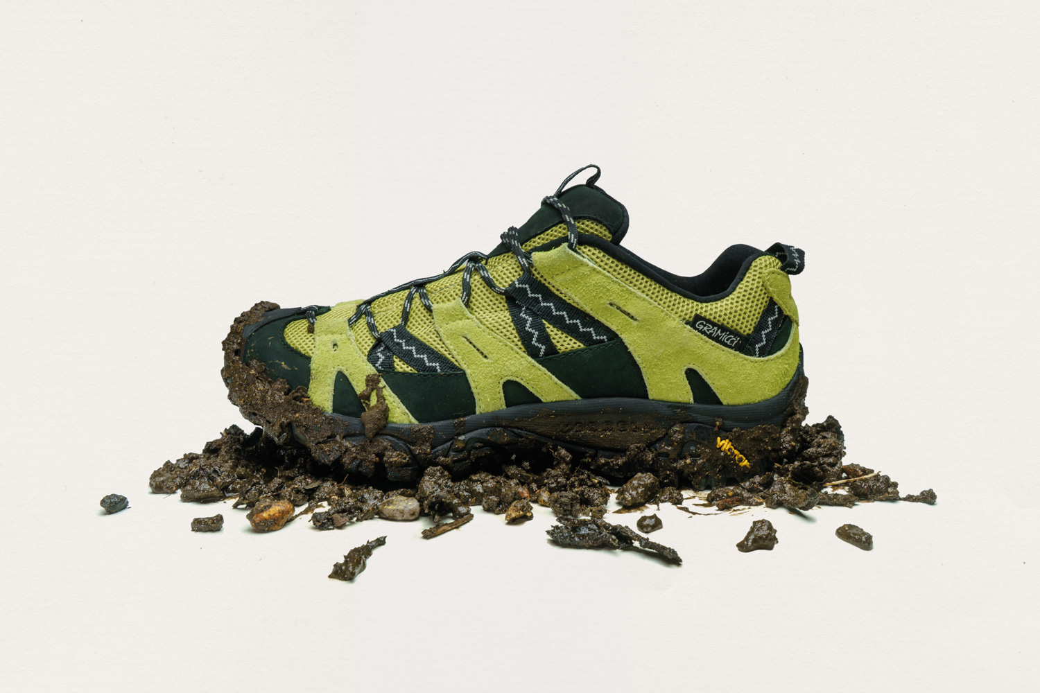 Gramicci x Merrell Moab 2 Siren, a New Hybrid Hiker for Daily Wear