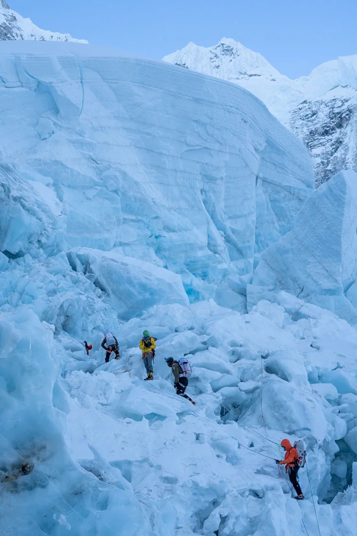 evan-green-full-circle-everest-icefall