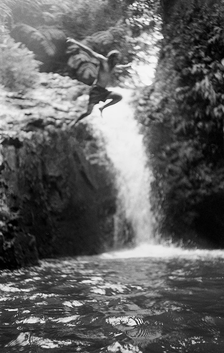 Andrew-T-Kearns-Nikonos-Hawaii-Fieldmag-5