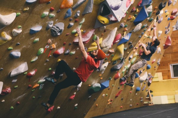 9 Rock Climbing Gear Essentials for Better Bouldering