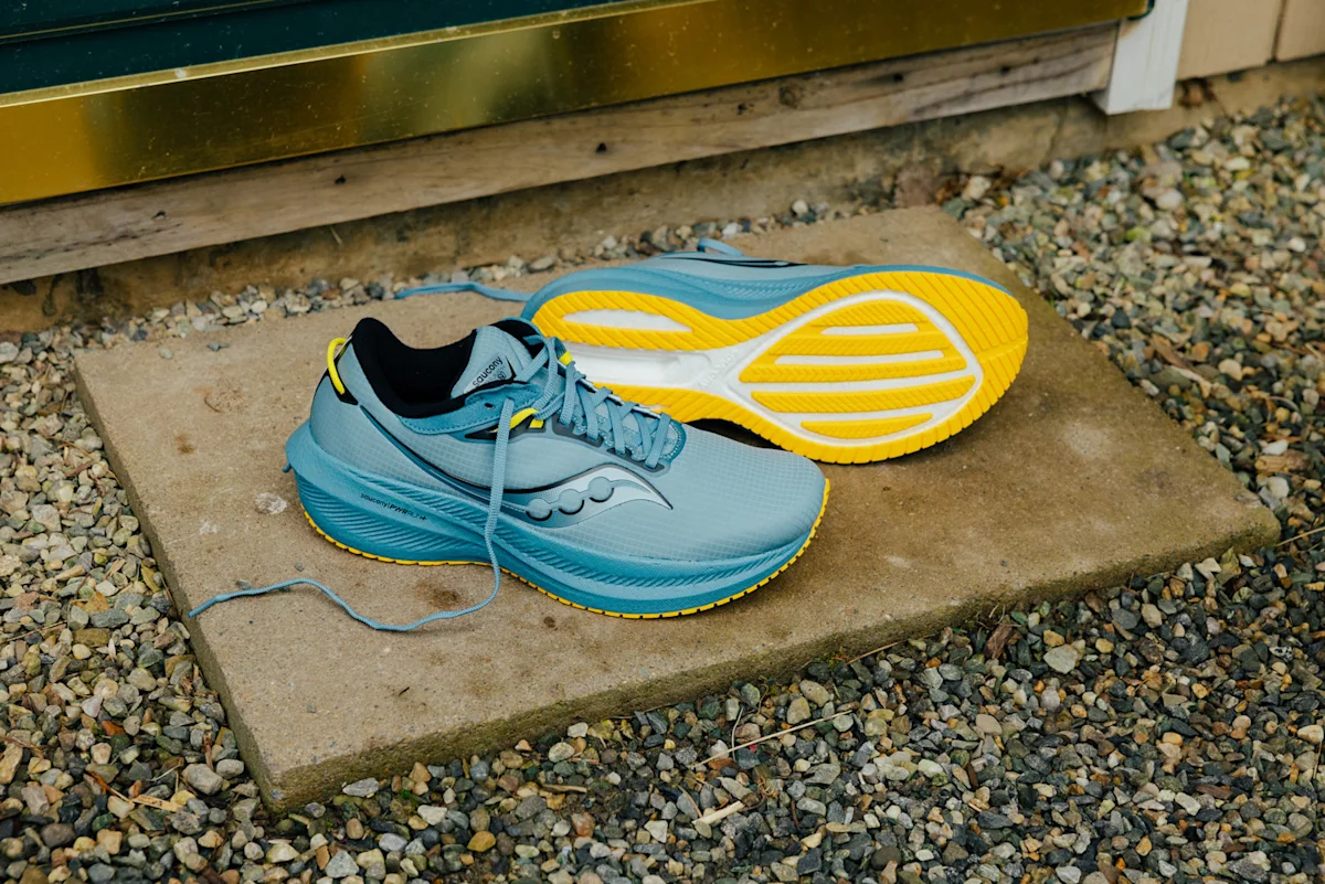 waterproof-running-shoes-saucony-triumph-21-runshield