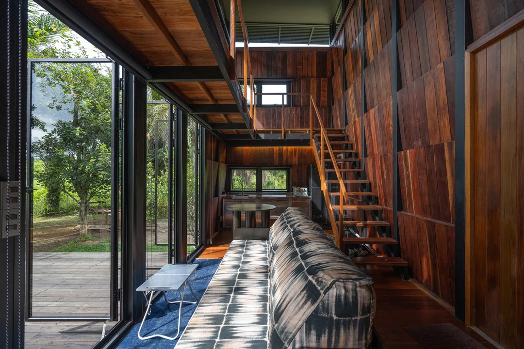 wood-and-mountain-cabin-thailand-sher-maker-10