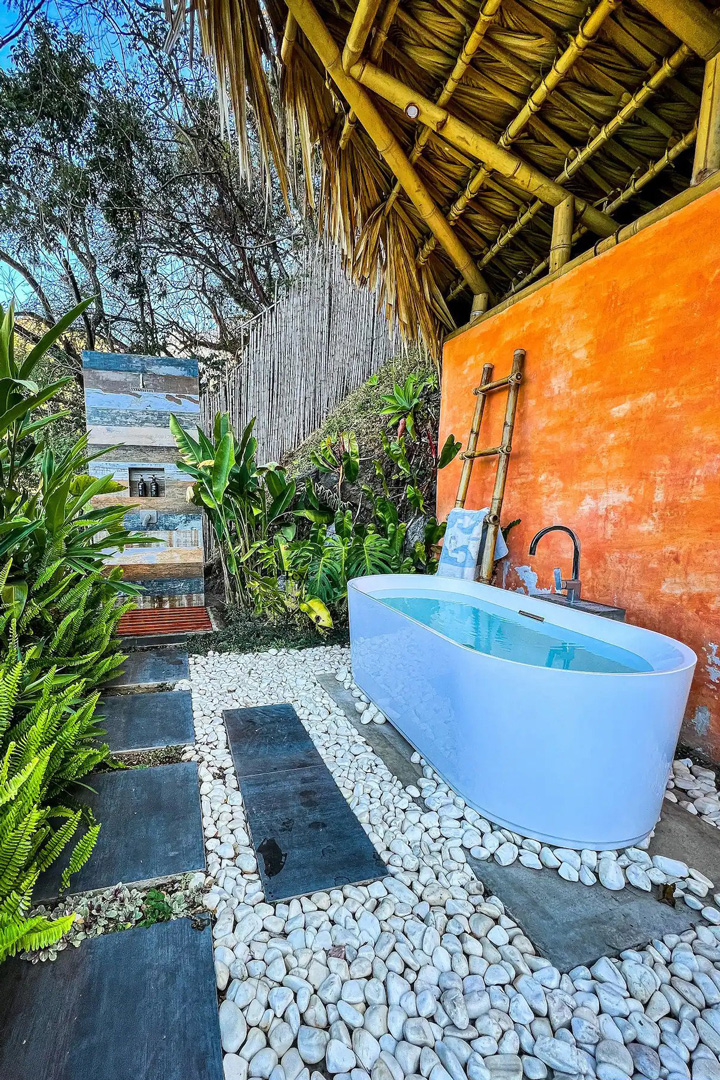 11 Best Outdoor Showers & Design Ideas for 2024 Field Mag