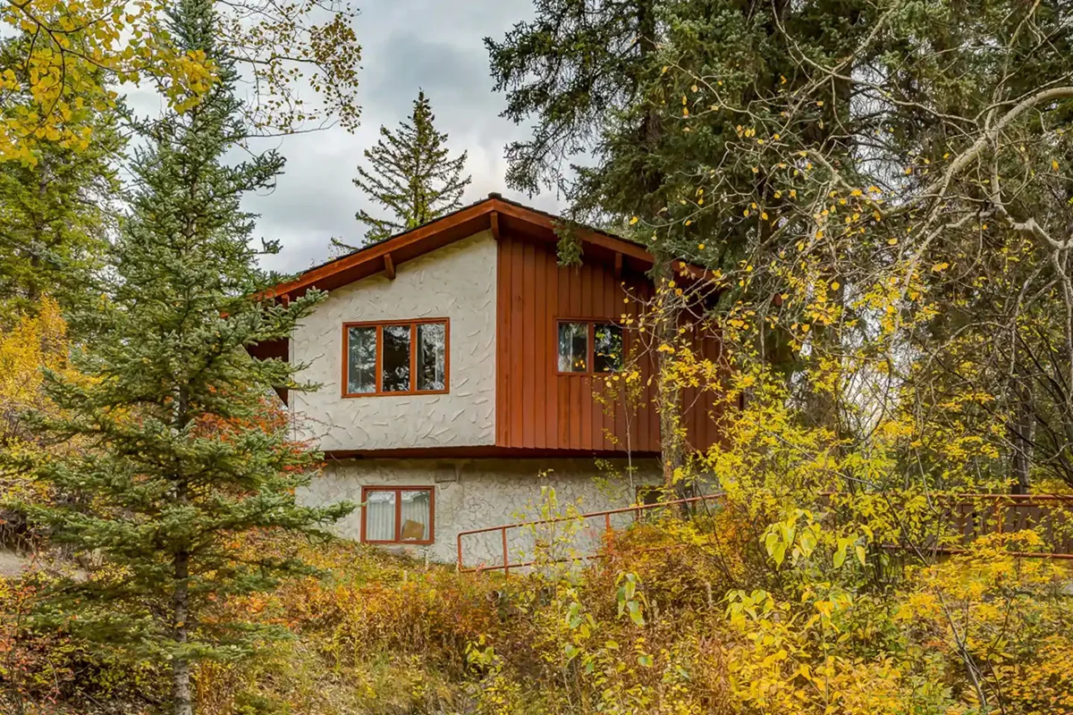 alberta-cabin-rentals-eagles-nest-chalet