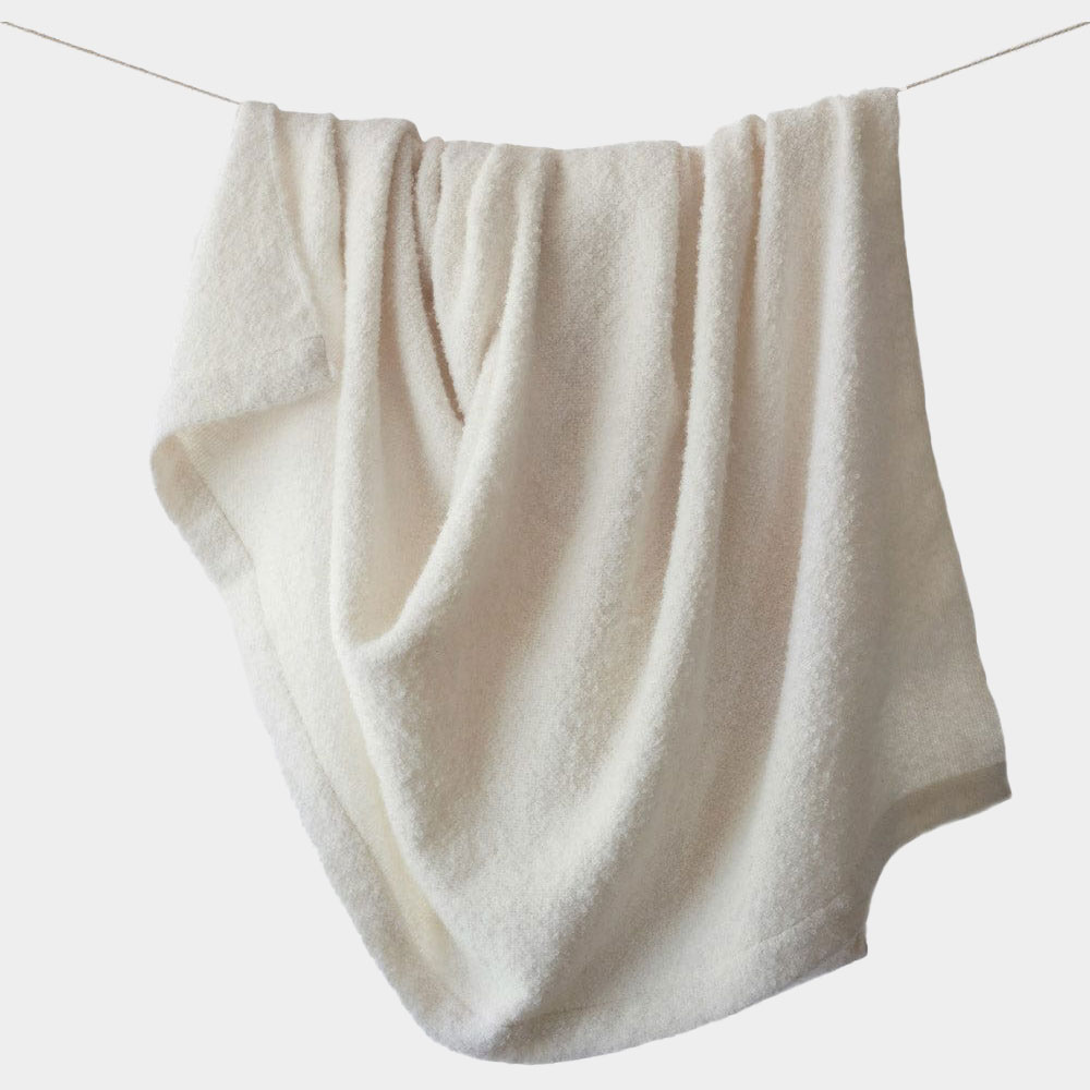 The 11 Best Fuzzy Blankets and Throws for Your Home Field Mag