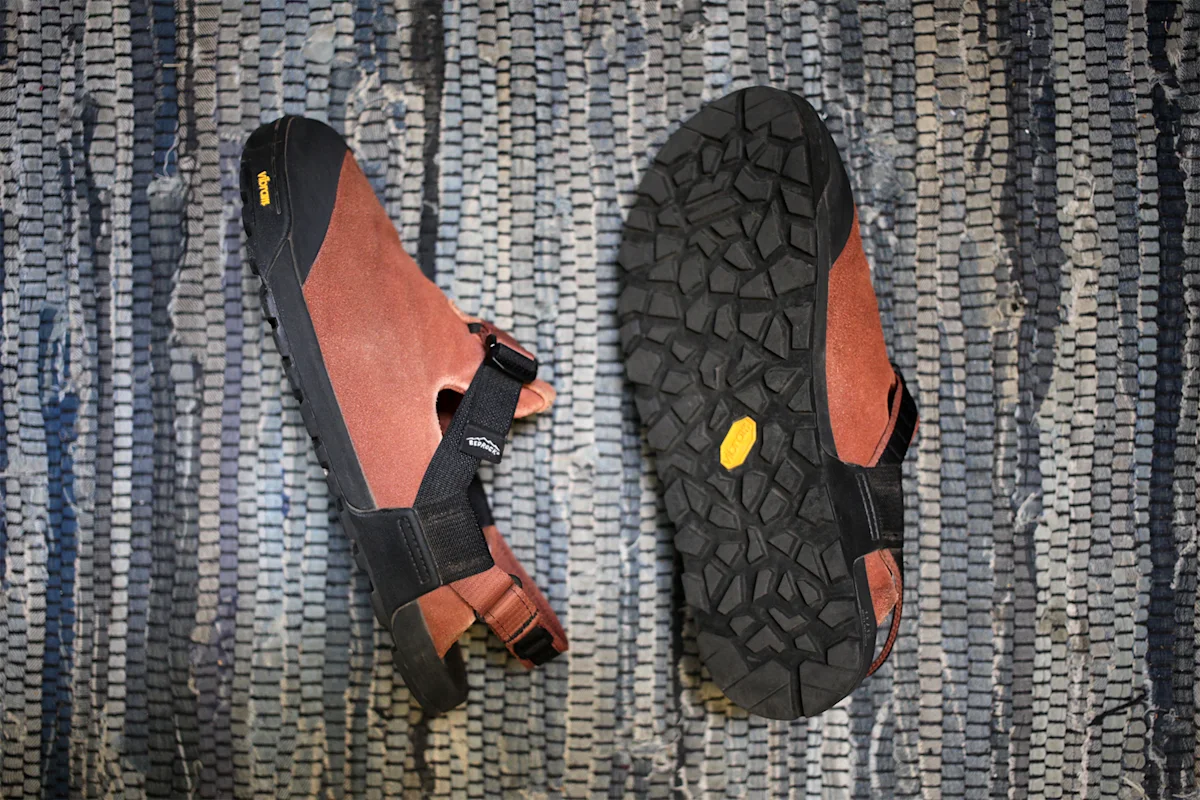 Bedrock-Clogs-Review-Hero