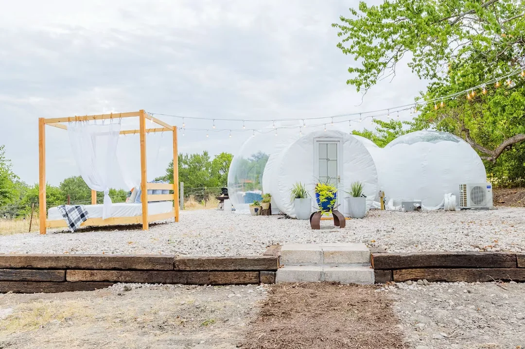 dalylight-glamping-bubble-blue-ridge-texas-glamping