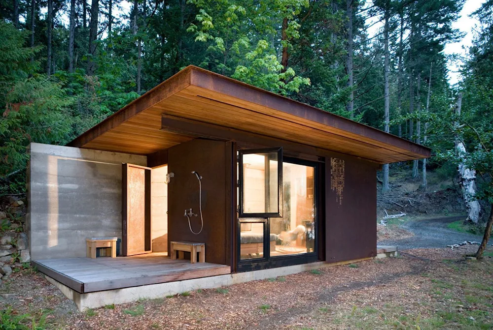 This 191-Square-Foot Micro Cabin Is a Dream Island Escape
