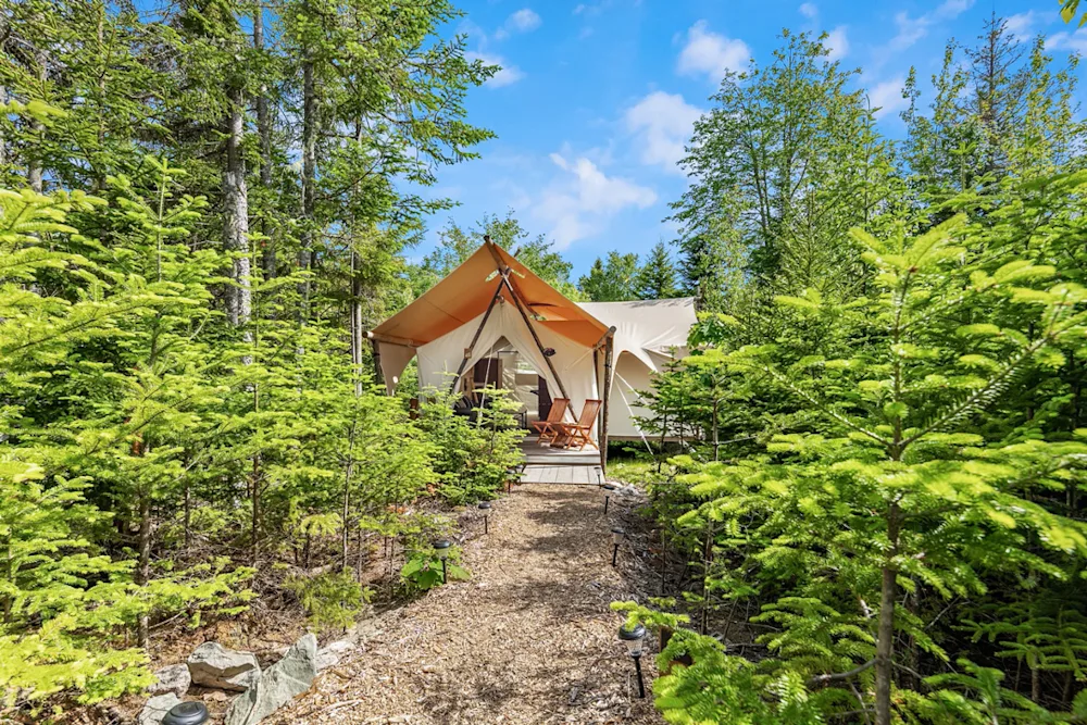 Glamping New England: The 16 Best Spots for a Luxe Outdoorsy Escape