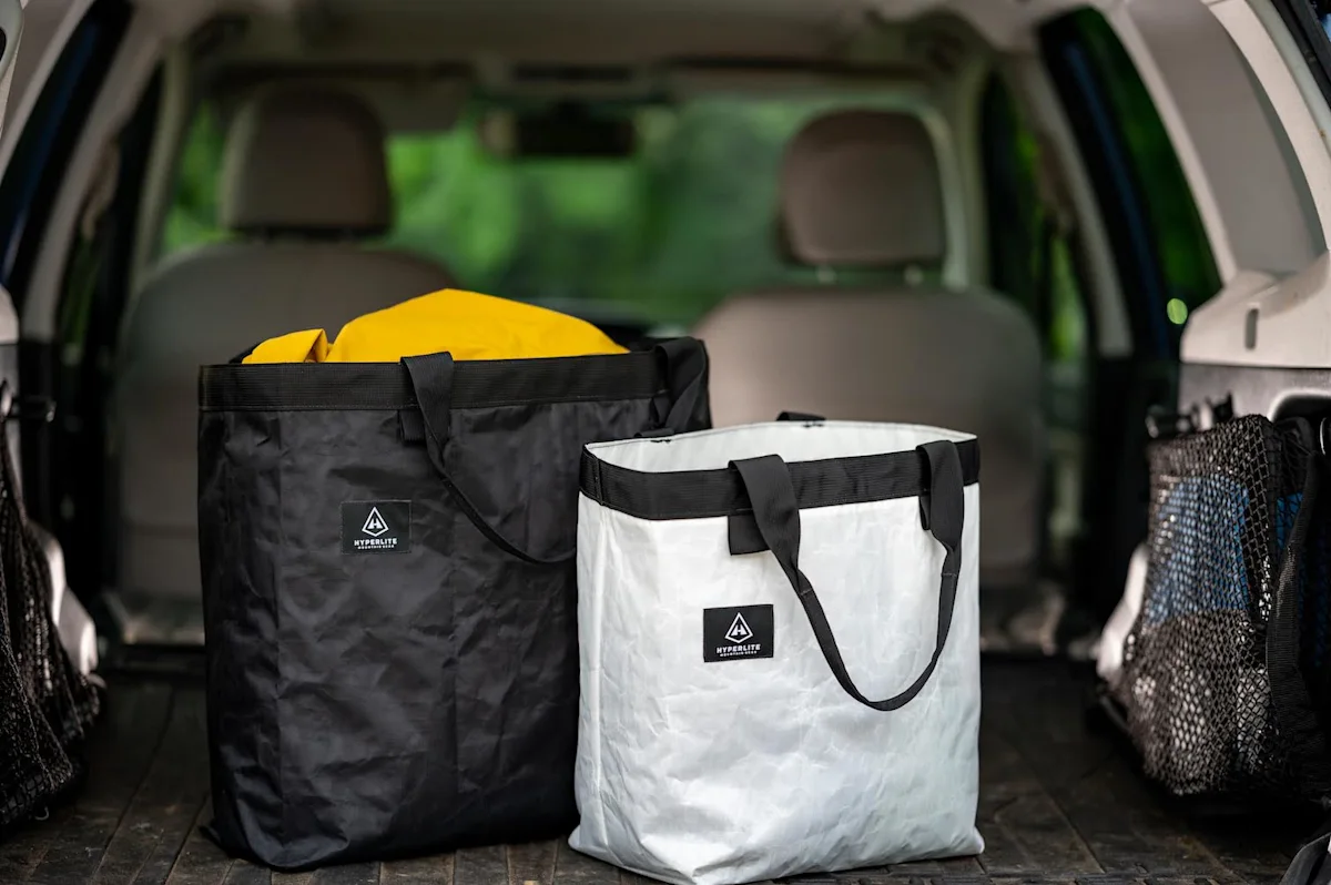 hyperlite-mountain-gear-goat-tote-trunk