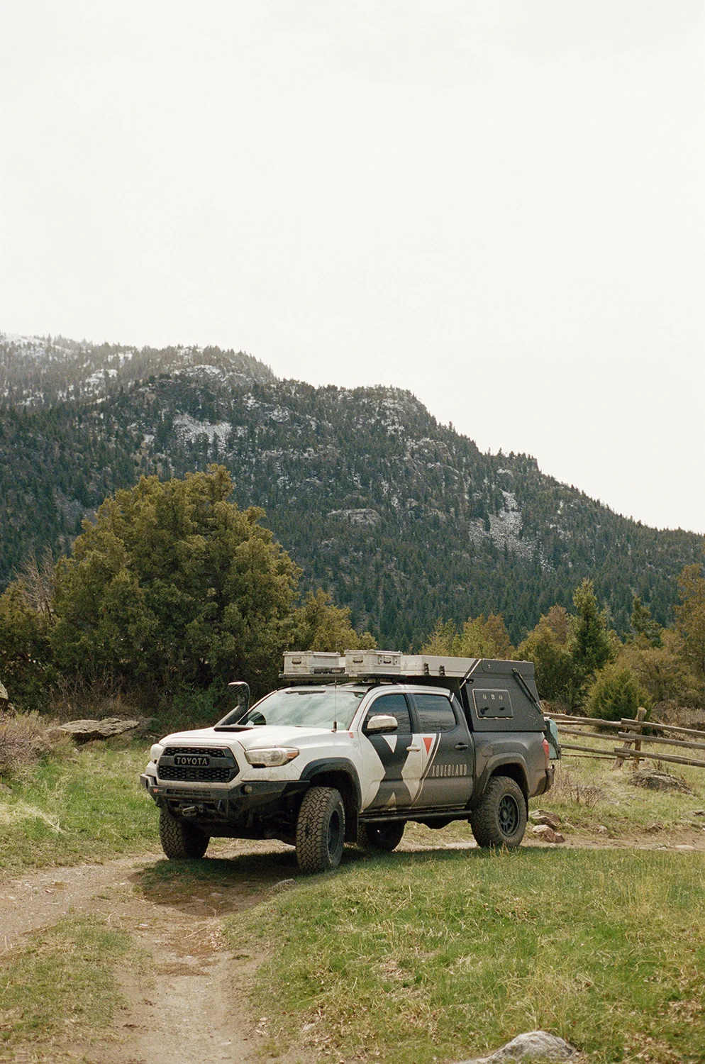 Rob-Schanz-Montana-Field-Mag-3