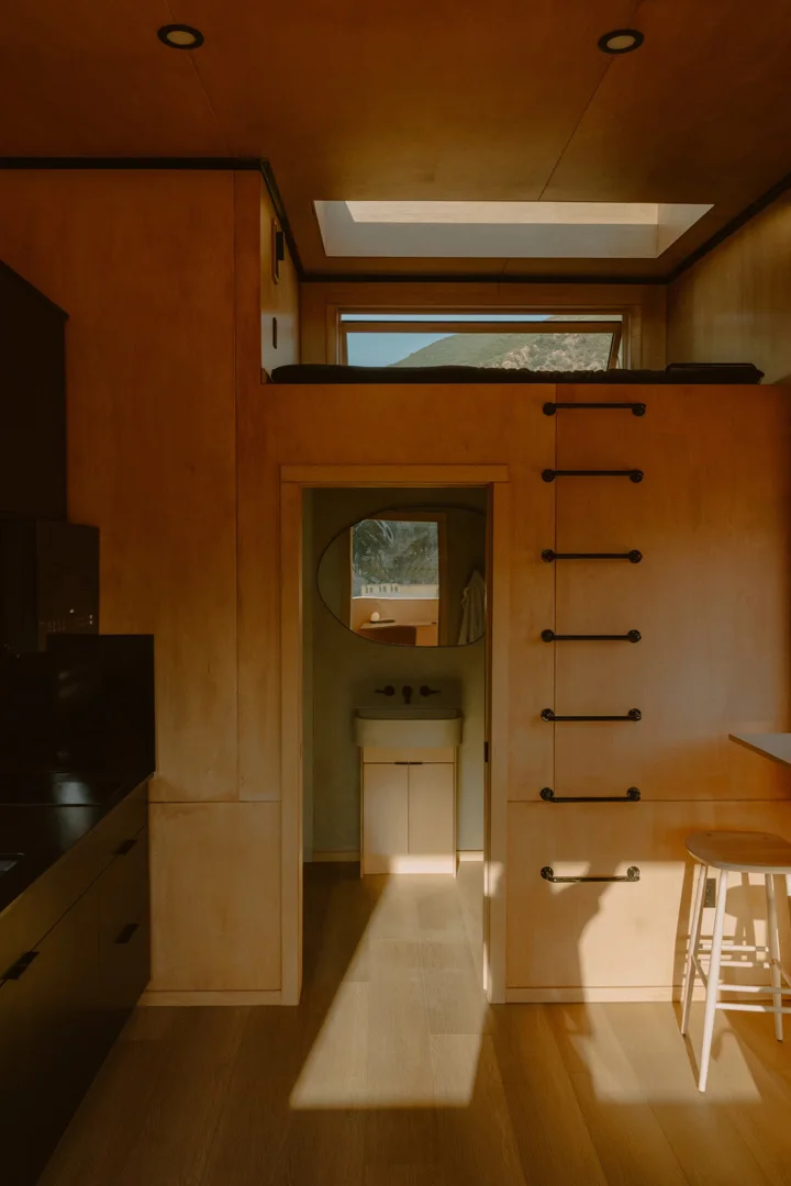 find-sanctuary-cabin-big-bear-california-interior-5