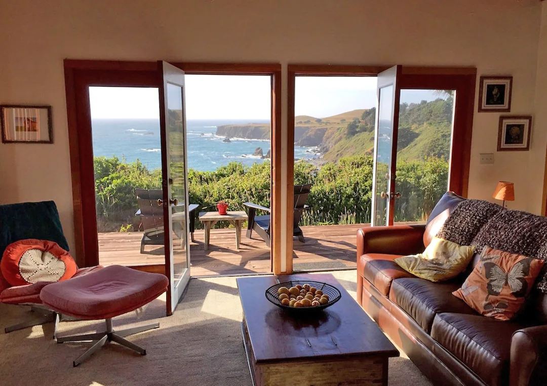 mendocino-california-cabins-albion-desire-interior